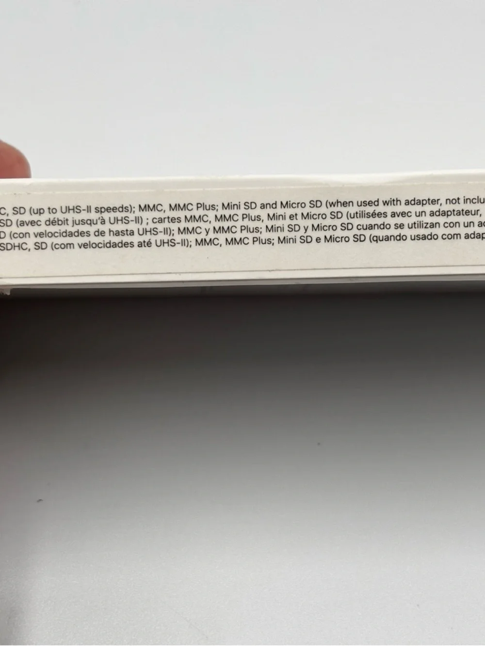 Apple USB-C to SD Card Reader Adapter Original Brand New for iPad iMac MacBook